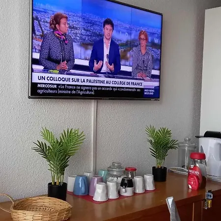 Cap D' Centre Port * آجد