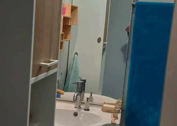 Cap D' Centre Port *